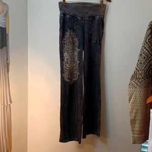 Fleur De Lis Black Acid Wash LA Leggings M.